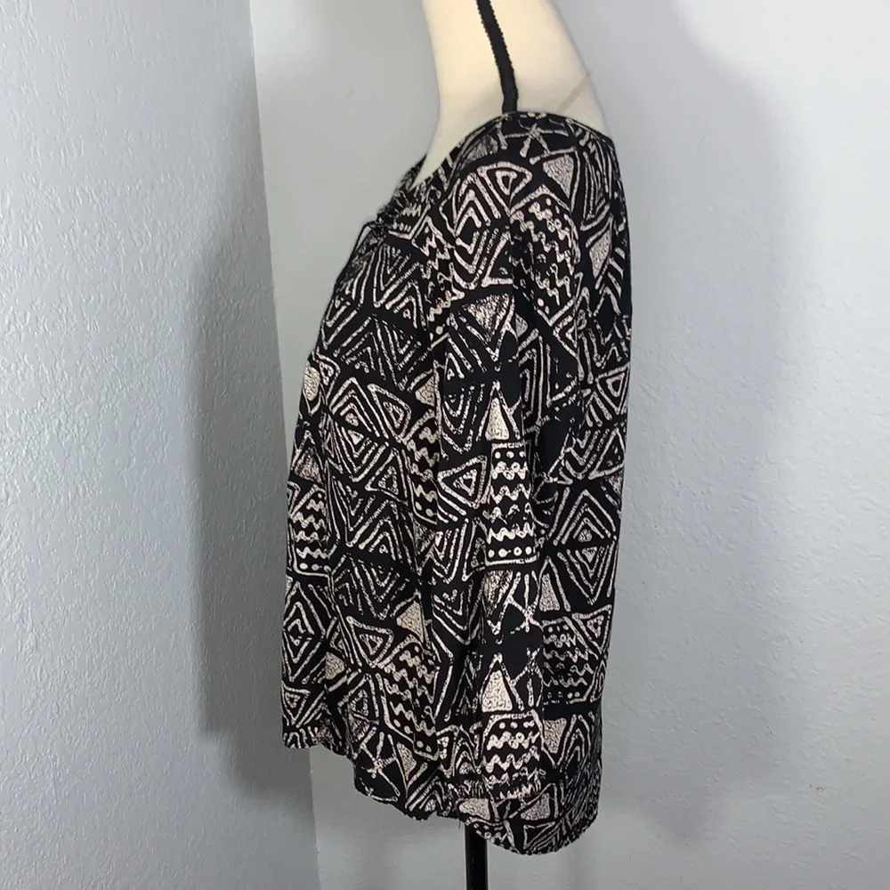 Mossimo Supply Co. Tribal Print V-Neck Blouse Large Black Cream Aztec Casual